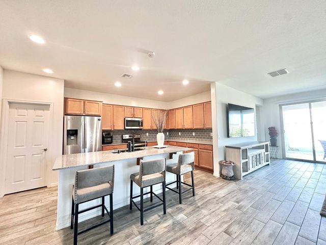 16492 W Caldwell Street, Goodyear, AZ 85338