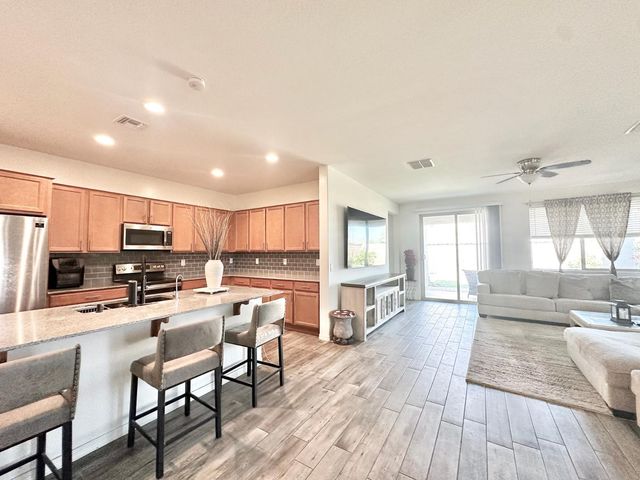 16492 W Caldwell Street, Goodyear, AZ 85338