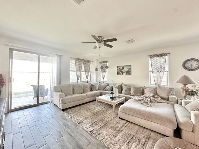 16492 W Caldwell Street, Goodyear, AZ 85338