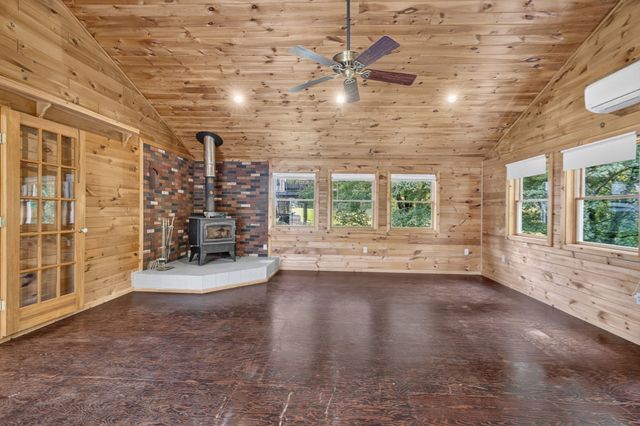 12 Sunset, Derry, NH 03038