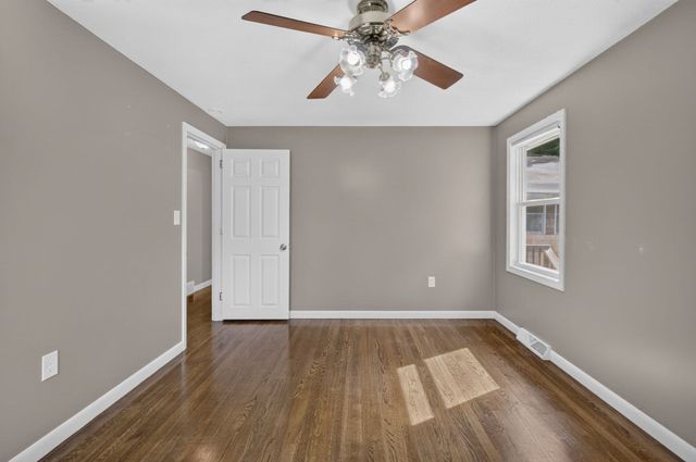12 Sunset, Derry, NH 03038