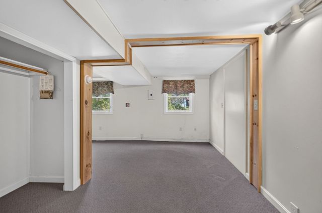 12 Sunset, Derry, NH 03038