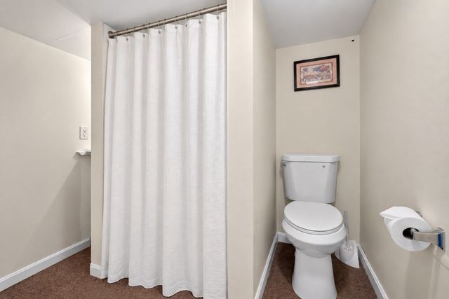 12 Sunset, Derry, NH 03038