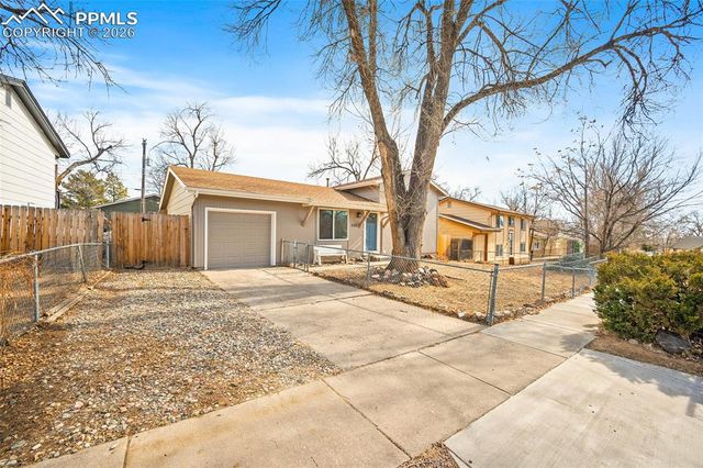 2123 Fernwood Drive, Colorado Springs, CO 80910