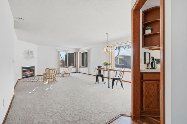 1210 Ravenswood Court, Shoreview, MN 55126