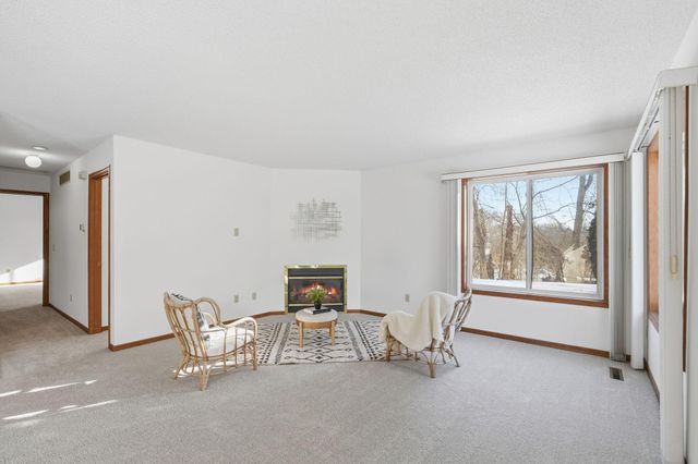 1210 Ravenswood Court, Shoreview, MN 55126