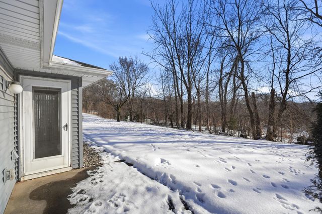 1210 Ravenswood Court, Shoreview, MN 55126