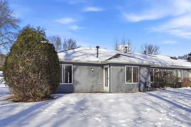 1210 Ravenswood Court, Shoreview, MN 55126