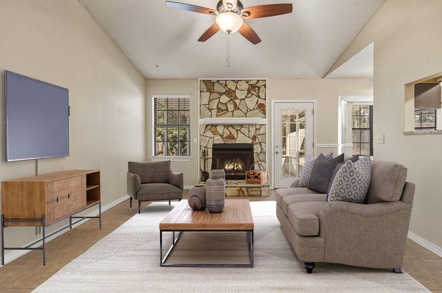 206 Esmond Court, Niceville, FL 32578