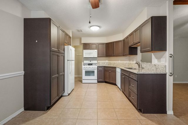 206 Esmond Court, Niceville, FL 32578