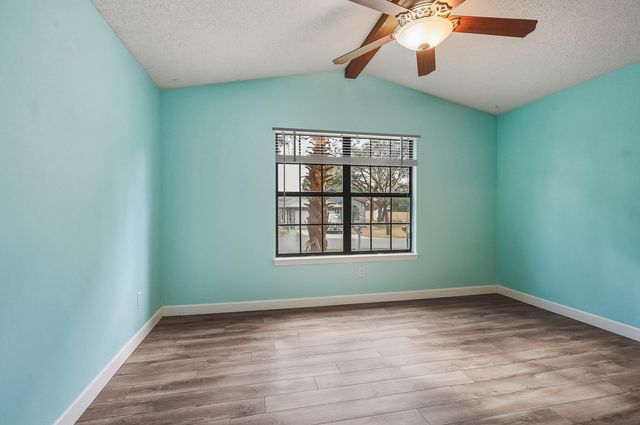 206 Esmond Court, Niceville, FL 32578