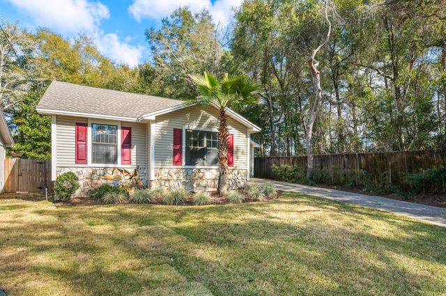 206 Esmond Court, Niceville, FL 32578