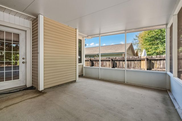 206 Esmond Court, Niceville, FL 32578