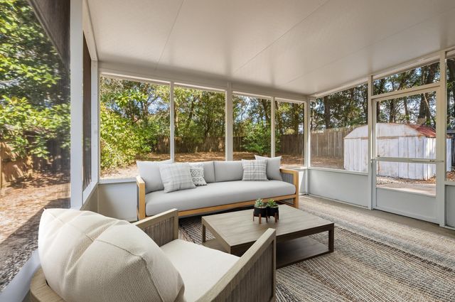 206 Esmond Court, Niceville, FL 32578