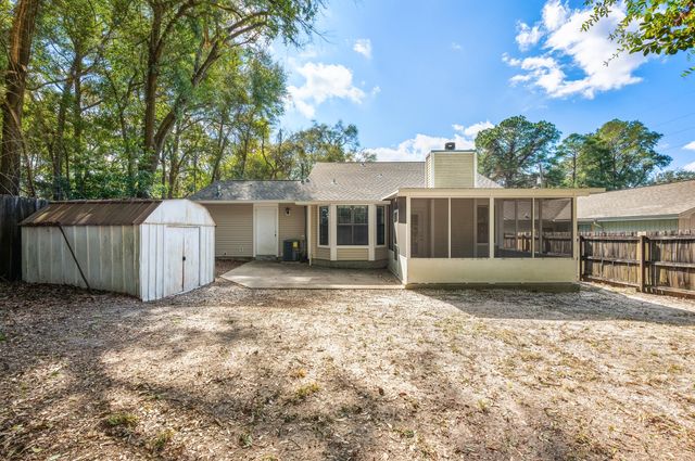 206 Esmond Court, Niceville, FL 32578