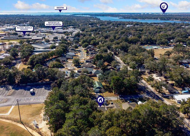 206 Esmond Court, Niceville, FL 32578