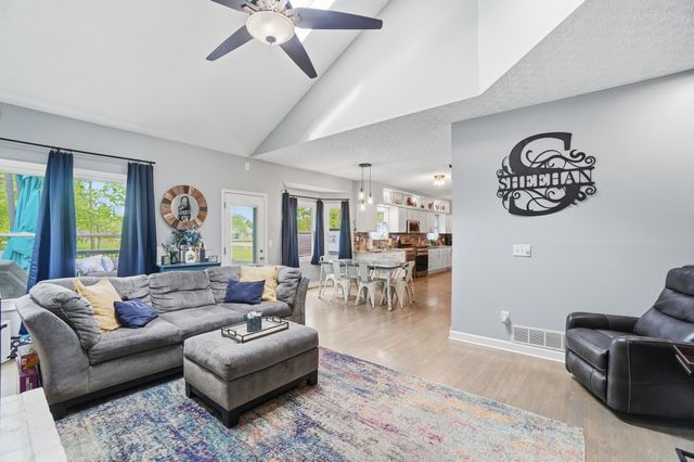1199 Riva Ridge Boulevard, Columbus, OH 43230