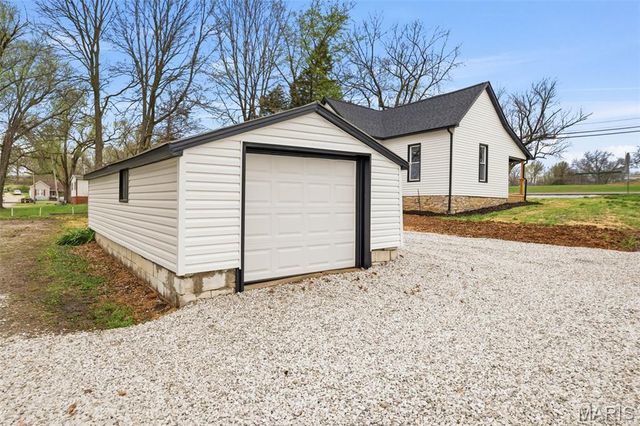1020 W Cherry Street, Troy, MO 63379