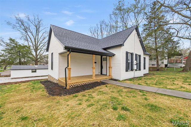1020 W Cherry Street, Troy, MO 63379
