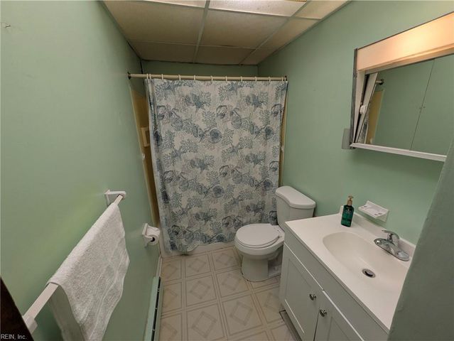 3717 Starlighter DR, Virginia Beach, VA 23452