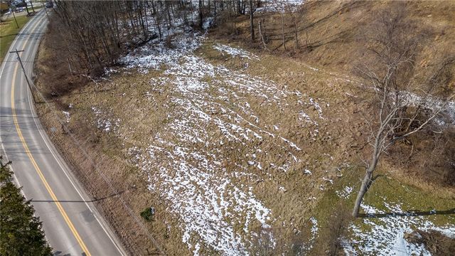 857 Venetia Rd, Peters Twp, PA 15367