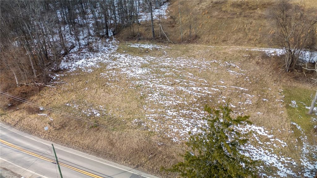 857 Venetia Rd, Peters Twp, PA 15367