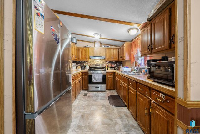 5809 W Wren Pl Place, Sioux Falls, SD 57107