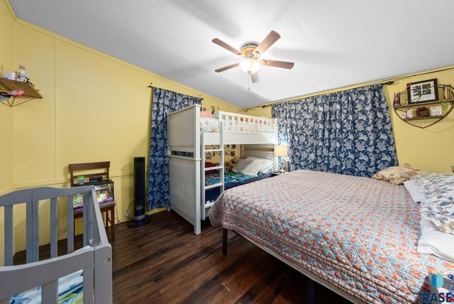 5809 W Wren Pl Place, Sioux Falls, SD 57107