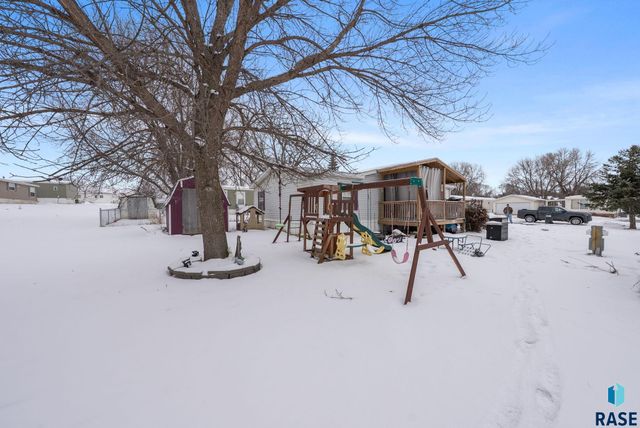 5809 W Wren Pl Place, Sioux Falls, SD 57107