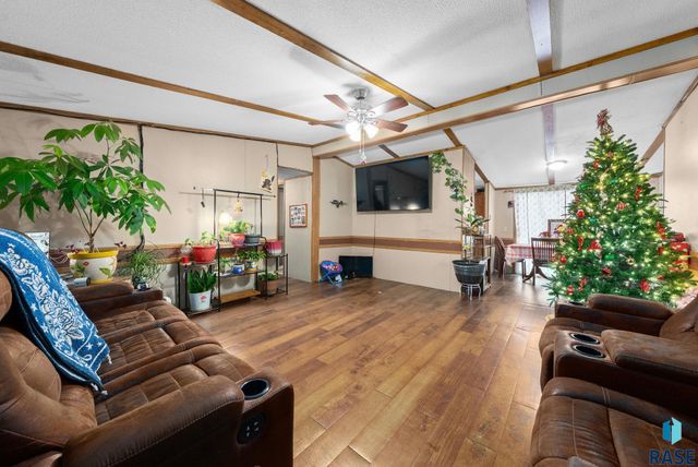 5809 W Wren Pl Place, Sioux Falls, SD 57107