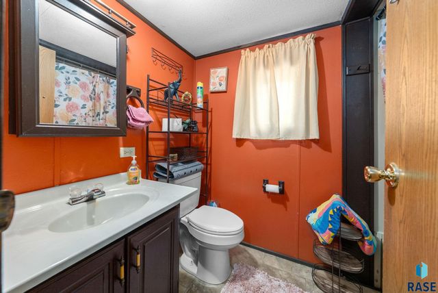 5809 W Wren Pl Place, Sioux Falls, SD 57107