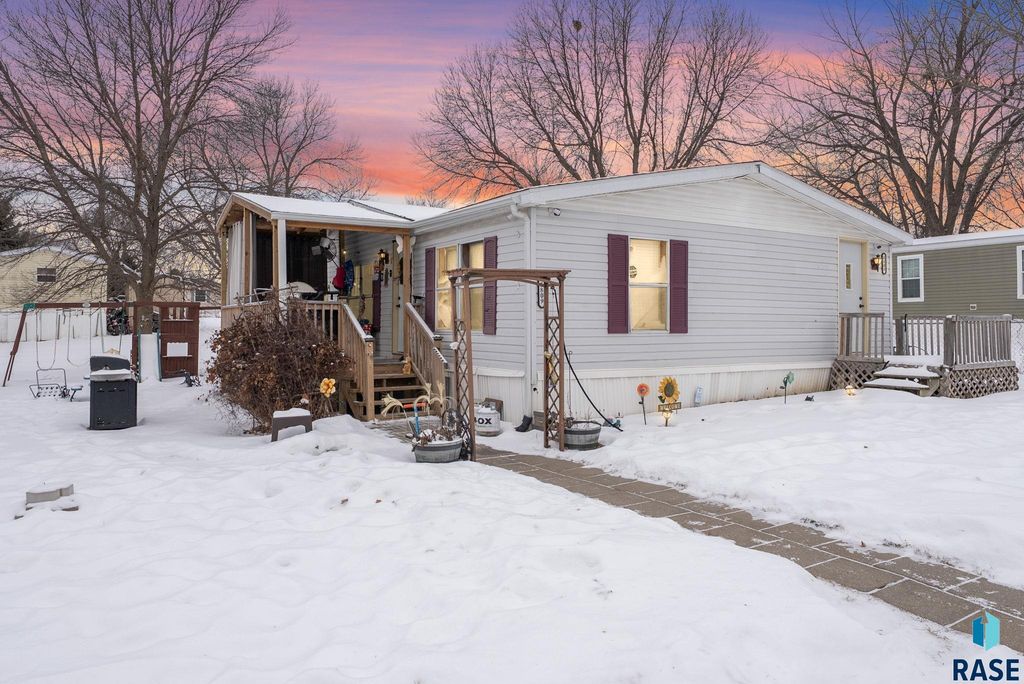 5809 W Wren Pl Place, Sioux Falls, SD 57107