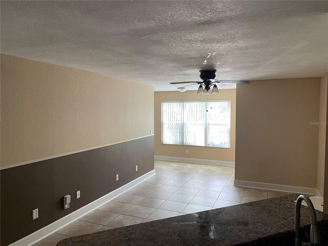 4512 COMMANDER DRIVE 1725, Orlando, FL 32822
