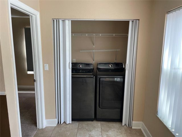 4512 COMMANDER DRIVE 1725, Orlando, FL 32822