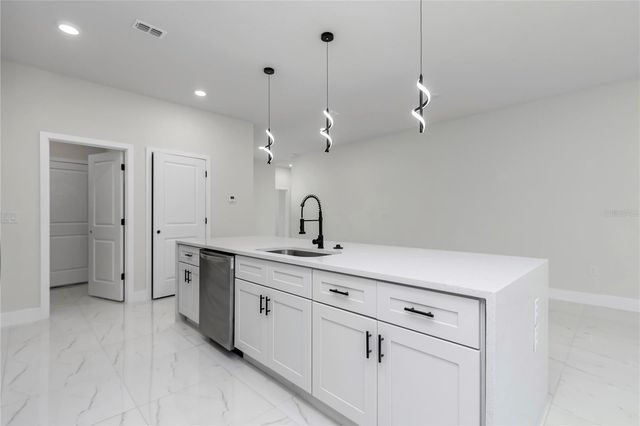 17167 SW 42ND COURT, Ocala, FL 34473