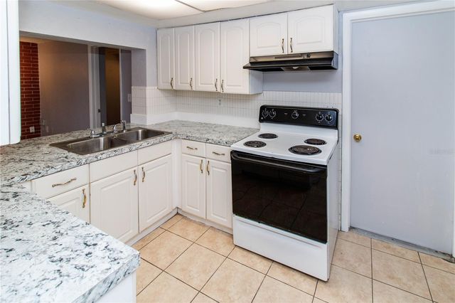 4150 NEWBURY DRIVE, New Port Richey, FL 34652