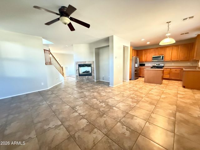3013 S Sailors Way, Gilbert, AZ 85295