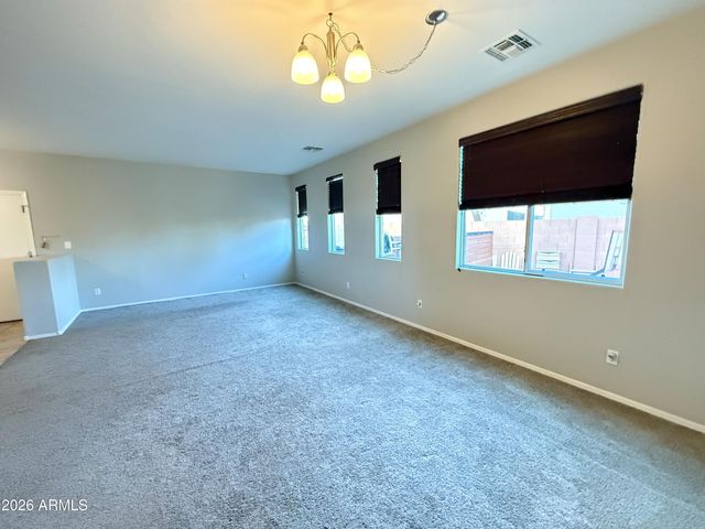 3013 S Sailors Way, Gilbert, AZ 85295