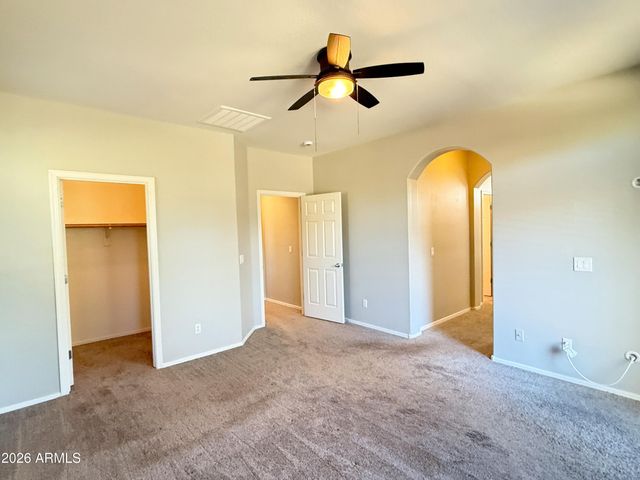 3013 S Sailors Way, Gilbert, AZ 85295