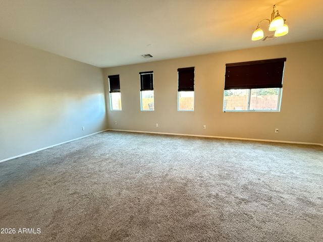 3013 S Sailors Way, Gilbert, AZ 85295