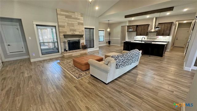 1026 County Road 3152, Kempner, TX 76539