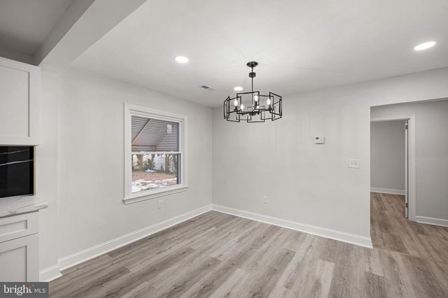 760 E LOOCKERMAN ST, Dover, DE 19901