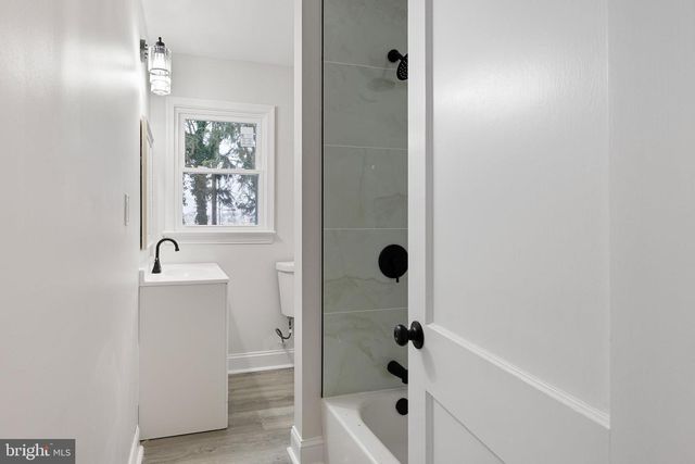 760 E LOOCKERMAN ST, Dover, DE 19901