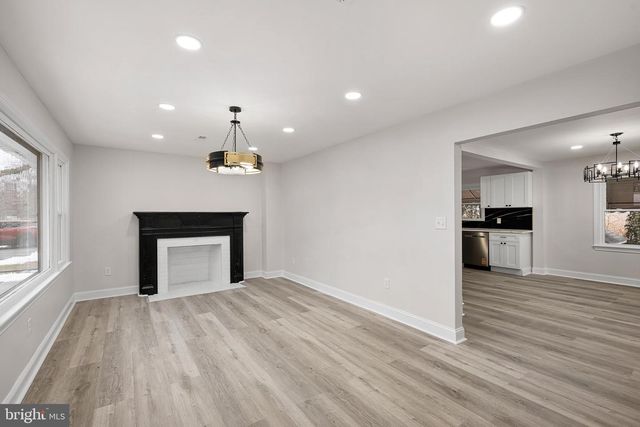 760 E LOOCKERMAN ST, Dover, DE 19901