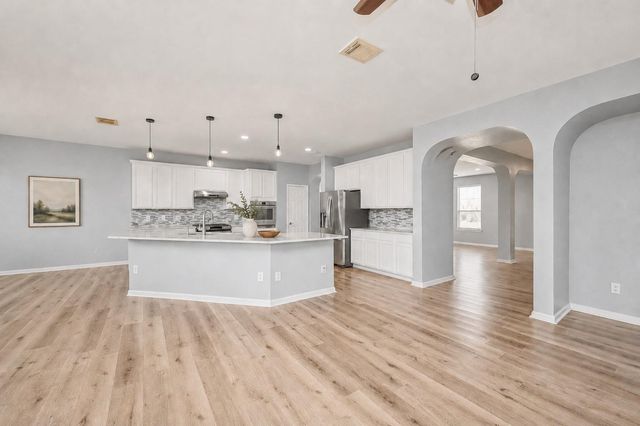 6638 Autumn Sunset Lane, Spring, TX 77379