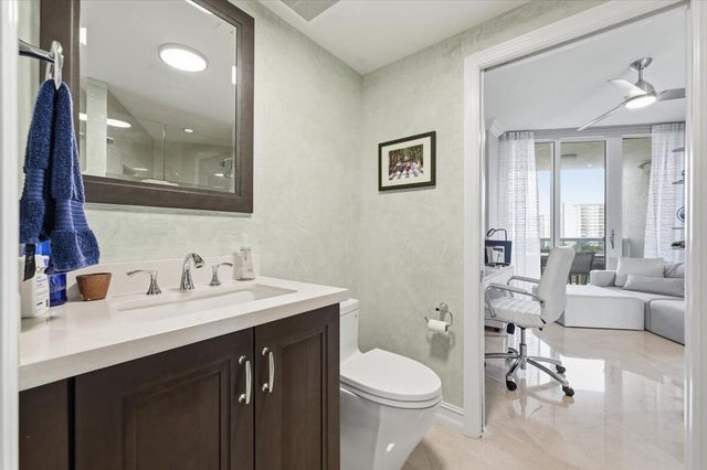 3200 N Ocean Boulevard N 703, Fort Lauderdale, FL 33308