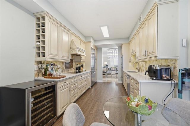 3200 N Ocean Boulevard N 703, Fort Lauderdale, FL 33308