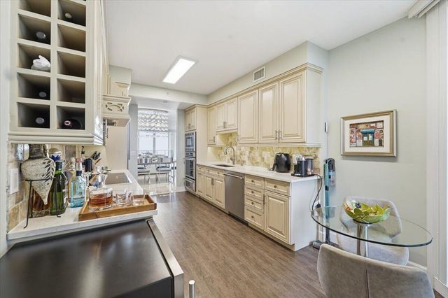 3200 N Ocean Boulevard N 703, Fort Lauderdale, FL 33308