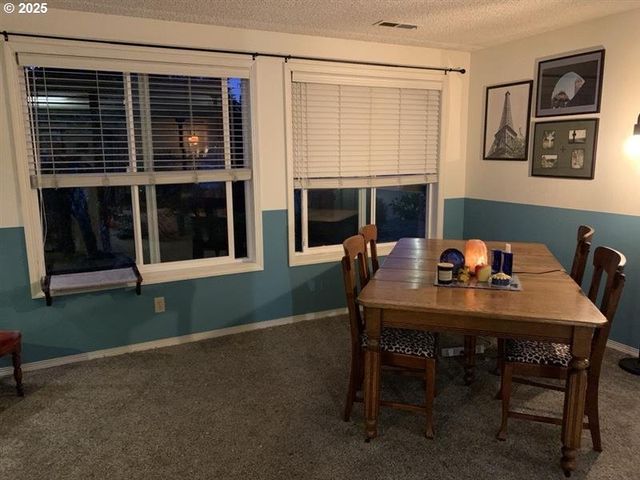 3511 SCOTT Ct, North Bend, OR 97459