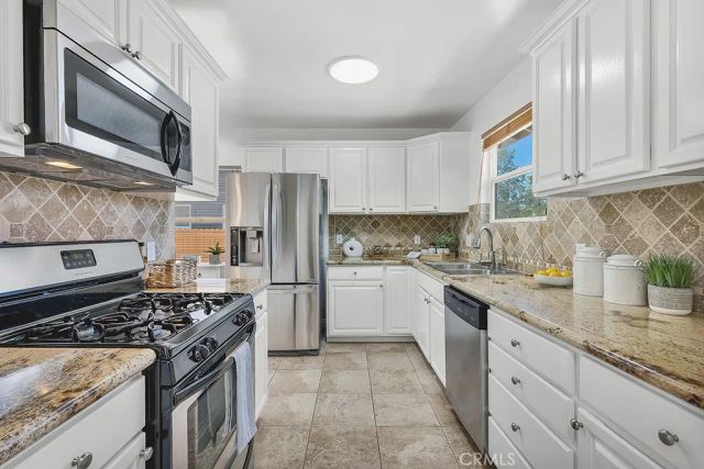 20768 Skouras Drive, Winnetka, CA 91306